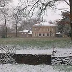 Chateau De L'oiseliniere לינה וארוחת בוקר 4*