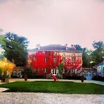 Chateau De L'oiseliniere לינה וארוחת בוקר 4*