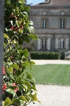 Chateau De L'oiseliniere 4*
