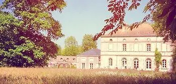 Chateau De L'oiseliniere