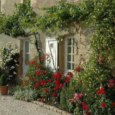 Chateau De L'oiseliniere Bed & Breakfast Gorges (Pays de la Loire)