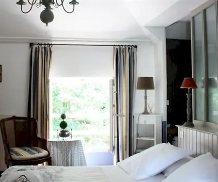 Chateau De L'oiseliniere 4* Gorges (Pays de la Loire)