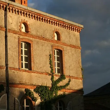 Chateau De L'oiseliniere Отель типа 