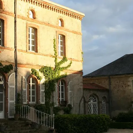 Chateau De L'oiseliniere 4* Gorges (Pays de la Loire)