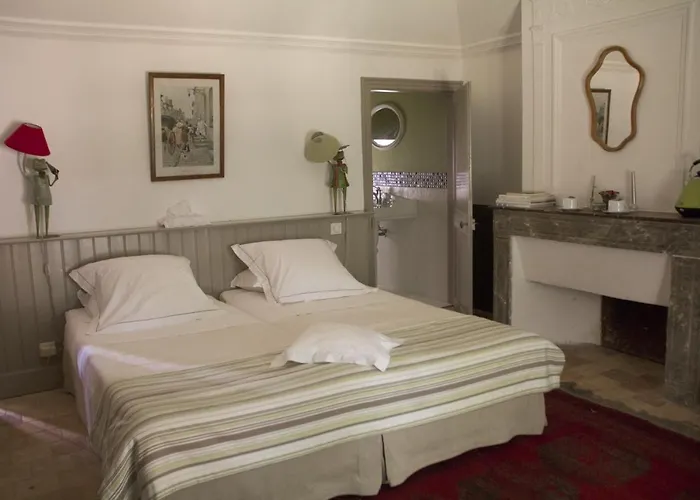 Château De L'oiselinière 4*