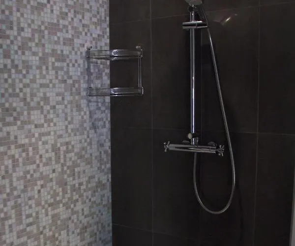 Couette-café Château De L'oiselinière Gorges (Pays de la Loire)