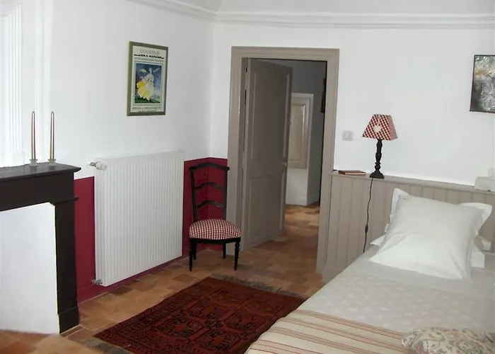 Château De L'oiselinière Gorges (Pays de la Loire)