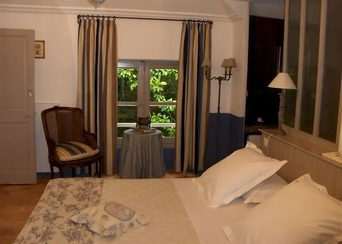 Château De L'oiselinière Couette-café