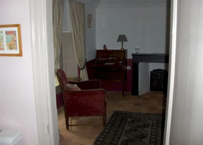 Couette-café Château De L'oiselinière 4*