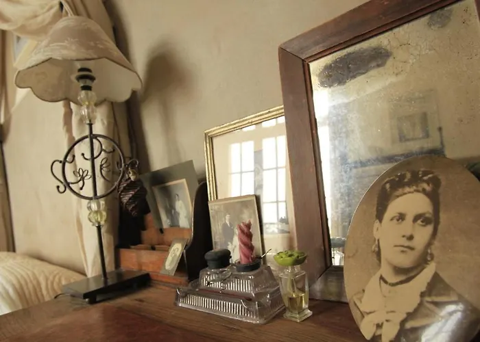 Château De L'oiselinière Gorges (Pays de la Loire)